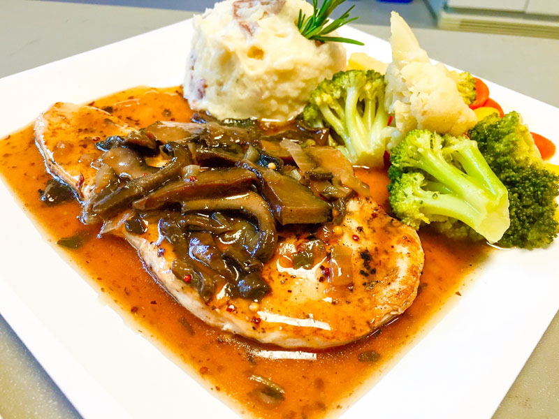 Chinelos Basic Catering